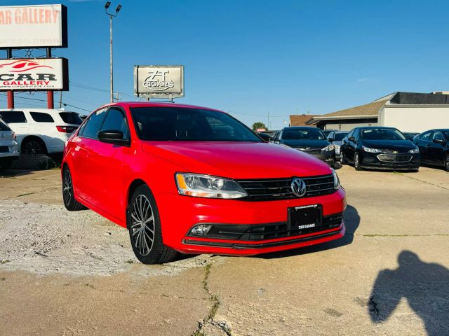2016 Volkswagen Jetta - Image 3