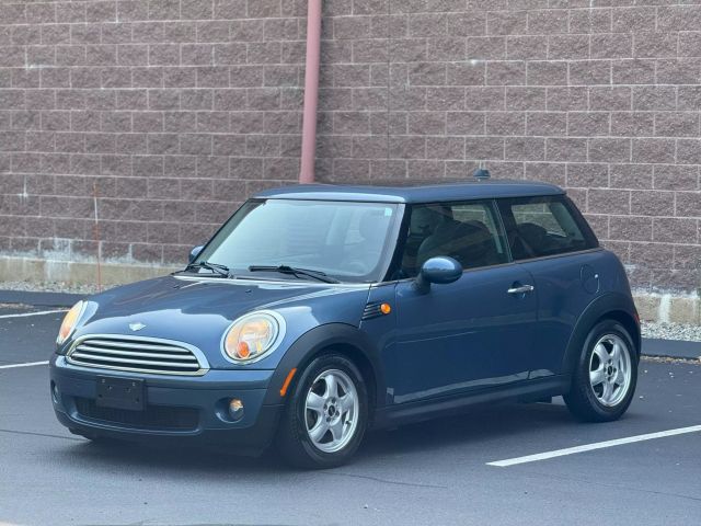 2009 Mini Hardtop Cooper Hatchback 2d - Image 3