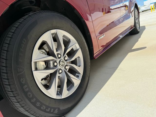 2021 Toyota Sienna - Image 42