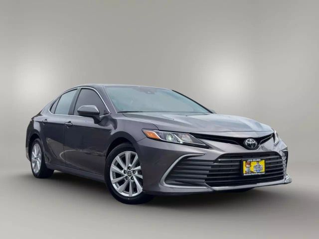 2023 Toyota Camry - Image 1