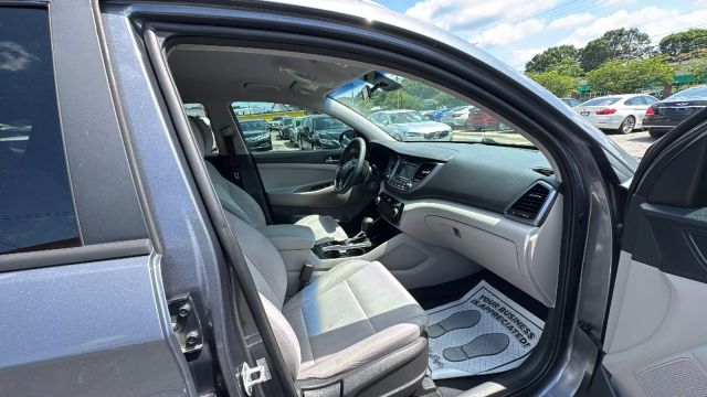 2016 Hyundai Tucson - Image 13