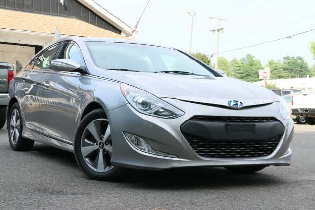 2011 Hyundai Sonata - Image 1
