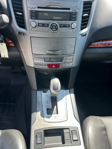 2011 Subaru Outback - Image 20