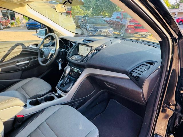 2016 Ford Escape - Image 19