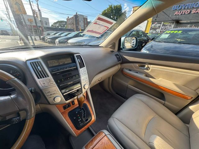 2005 LEXUS RX SUV V6, 3.3 LITER RX 330 SPORT UTILITY 4D