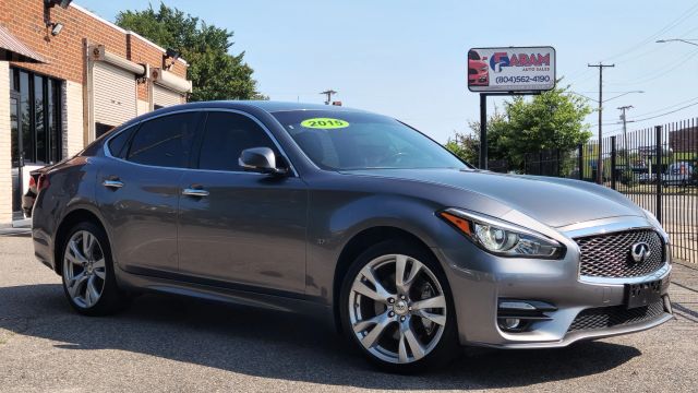 2015 Infiniti Q70 - Image 1