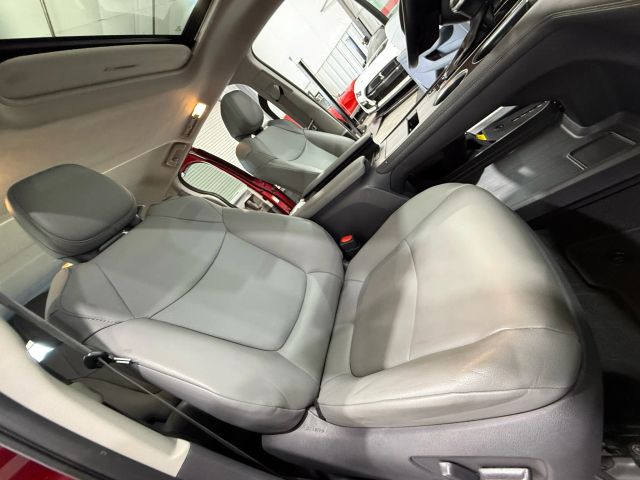 2021 Toyota Sienna - Image 107