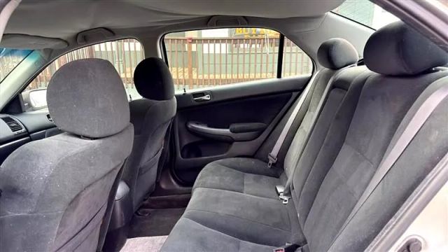 2007 Honda Accord - Image 13