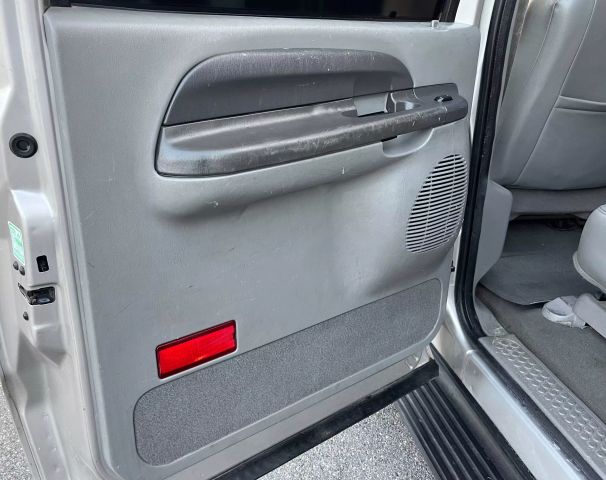 2002 Ford Excursion - Image 45