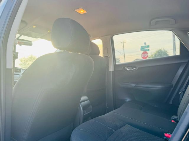 2018 Nissan Sentra - Image 17