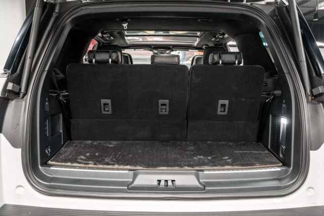 2024 Lincoln Navigator Black Label Sport Utility 4d - - Image 16