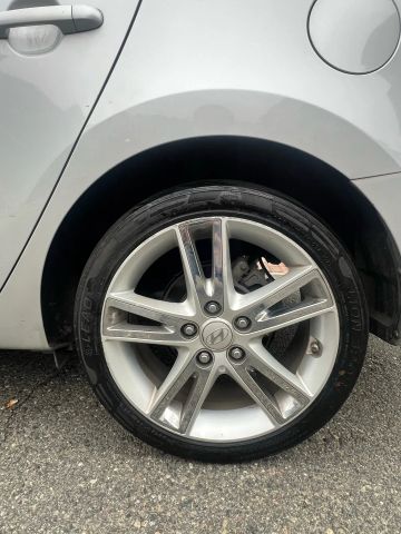 2010 Hyundai Elantra Touring Se Wagon 4d - Image 36