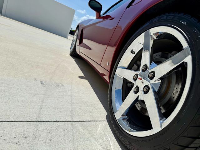 2006 Chevrolet Corvette - Image 29