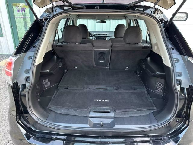 2015 Nissan Rogue - Image 18