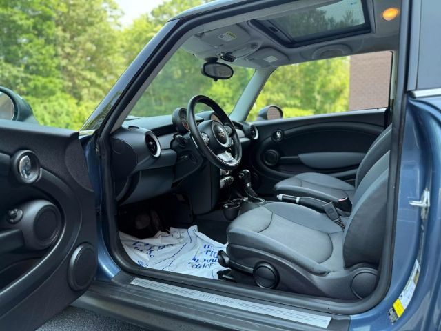 2009 Mini Hardtop Cooper Hatchback 2d - Image 14