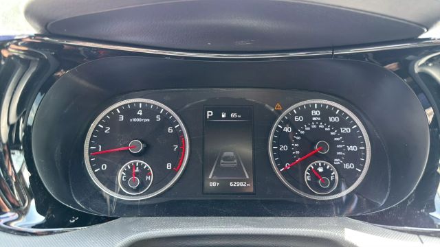 2022 Kia K5 - Image 34