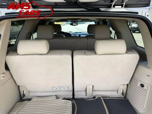 2013 Cadillac Escalade - Image 15