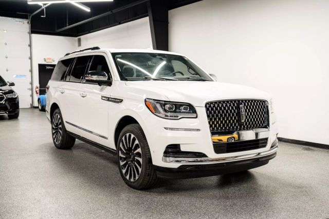 2024 Lincoln Navigator Black Label Sport Utility 4d - - Image 2