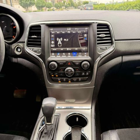 2018 Jeep Grand Cherokee Altitude Sport Utility 4d - Image 21