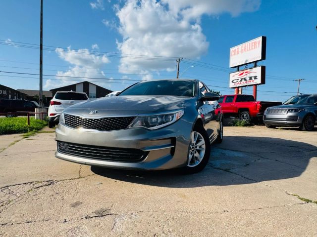 2018 Kia Optima - Image 1
