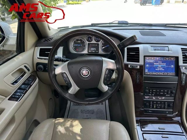 2013 Cadillac Escalade - Image 7