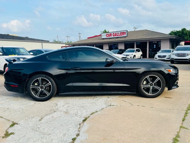 2017 Ford Mustang - Image 11