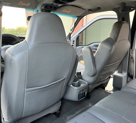 2002 Ford Excursion - Image 46