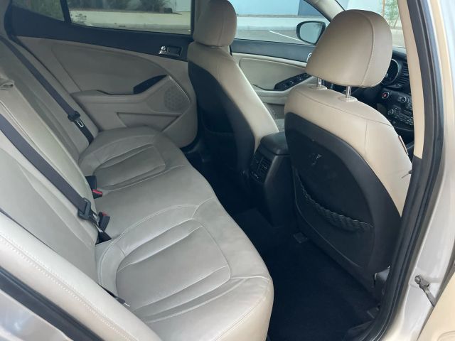 2012 Kia Optima - Image 14
