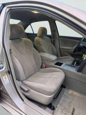 2008 Toyota Camry - Image 21