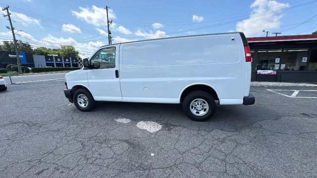 2018 Chevrolet Express 2500 Cargo - Image 6