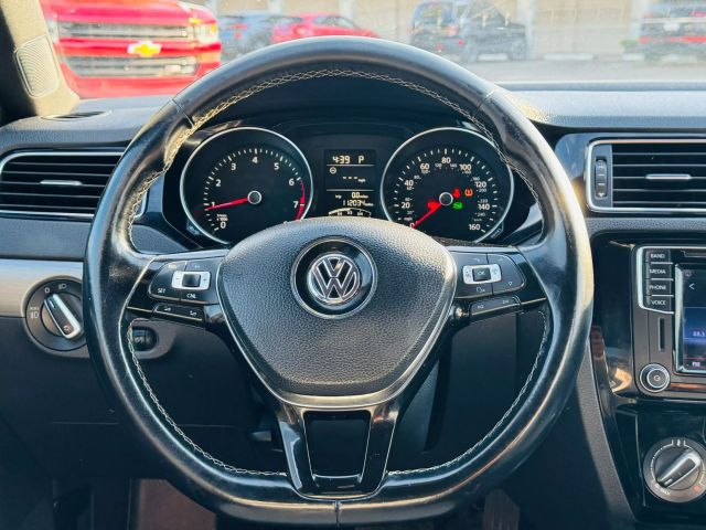 2016 Volkswagen Jetta - Image 27
