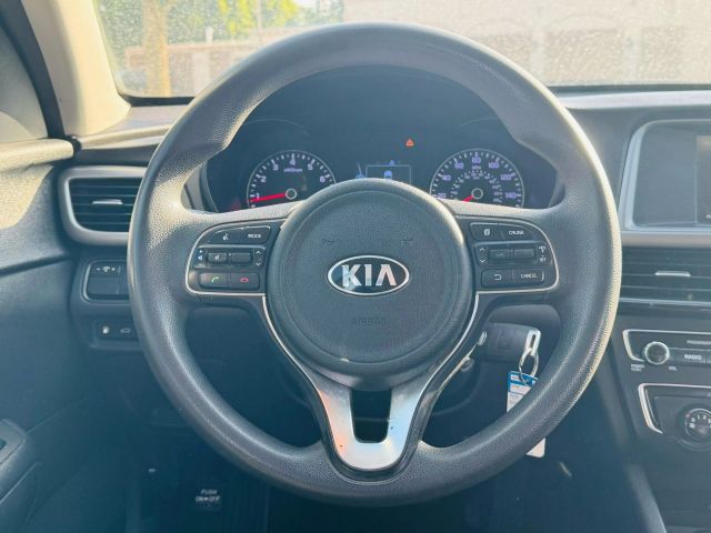 2018 Kia Optima - Image 24