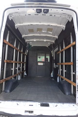 2021 Ford Transit 250 Cargo Van - Image 9