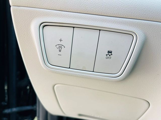 2022 Hyundai Tucson - Image 30