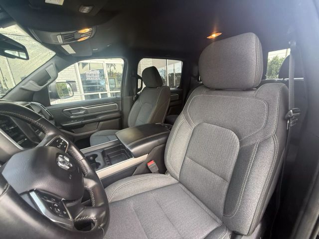2019 Ram 1500 Crew Cab - Image 11