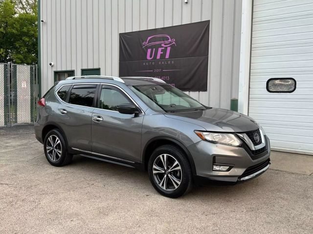 2018 Nissan Rogue - Image 2
