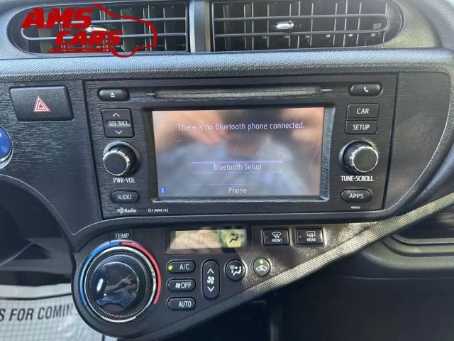 2012 Toyota Prius C - Image 27