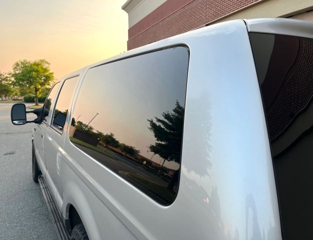 2002 Ford Excursion - Image 27