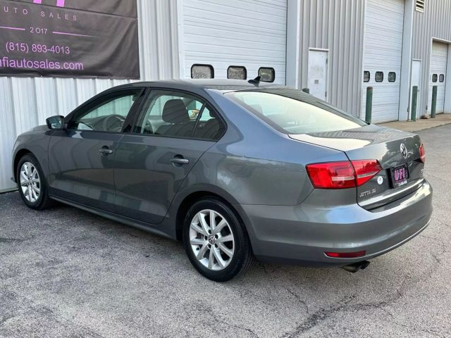 2015 Volkswagen Jetta - Image 12
