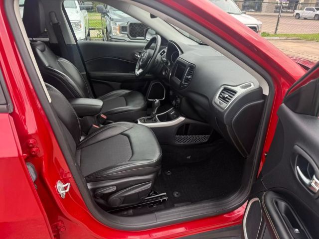 2019 Jeep Compass - Image 15