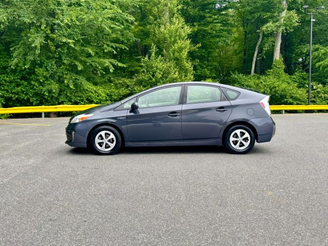 2012 Toyota Prius Four Hatchback 4d - Image 8