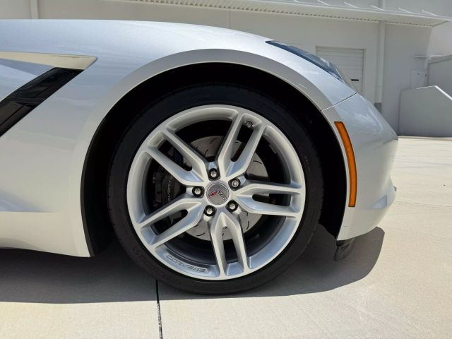 2019 Chevrolet Corvette - Image 9