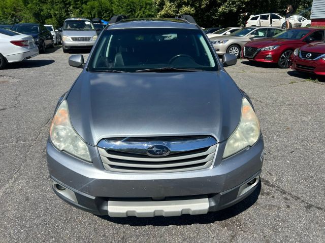 2011 Subaru Outback - Image 8
