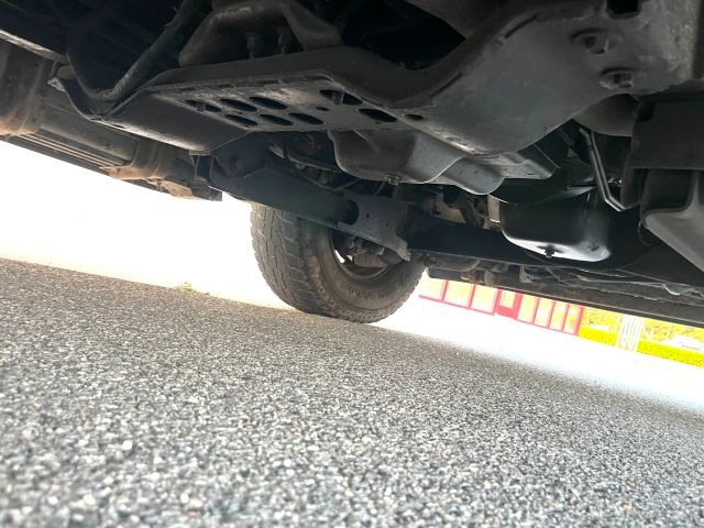 2002 Ford Excursion - Image 38
