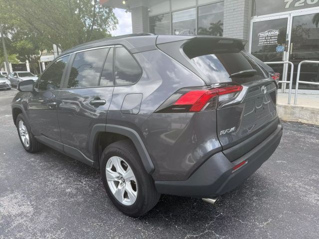 2020 Toyota Rav4 - Image 5