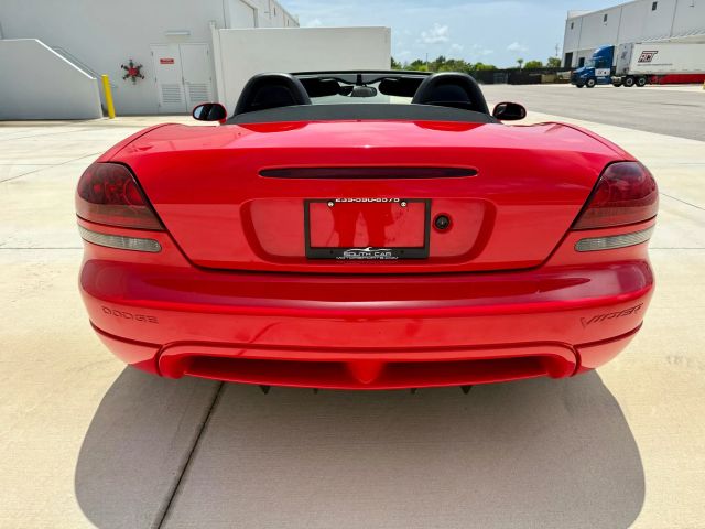 2004 Dodge Viper - Image 20