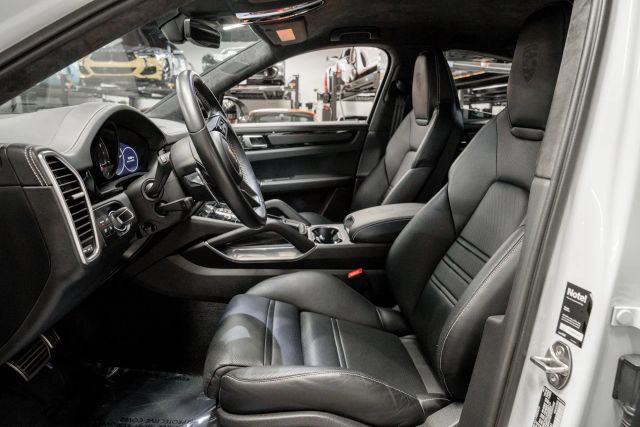 2023 Porsche Cayenne Coupe Turbo Gt Sport Utility 4d - - Image 27