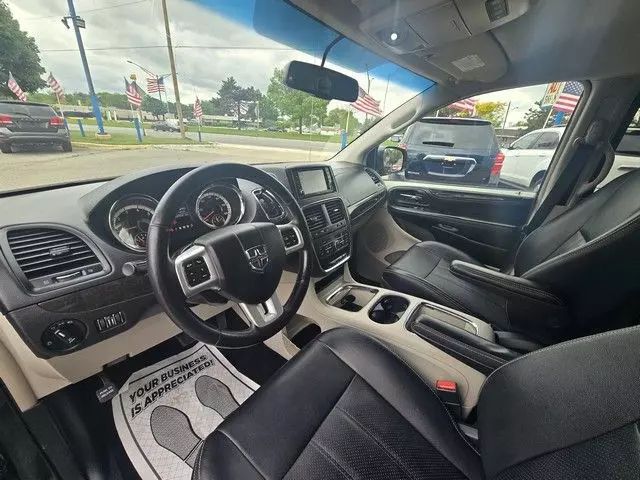 2016 Dodge Grand Caravan - Image 11