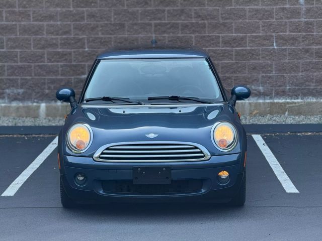 2009 Mini Hardtop Cooper Hatchback 2d - Image 11