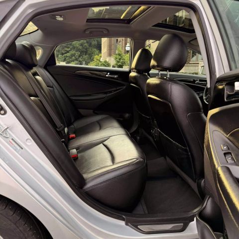 2012 Hyundai Sonata Limited Sedan 4d - Image 20